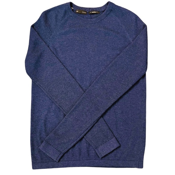 UNDER ARMOUR || LONG SLEEVE NAVY BLUE LIGHTWEIGHT MEN’S SWEATER || SIZE: MEDIUM - Picture 1 of 4